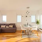 Apartment Frane